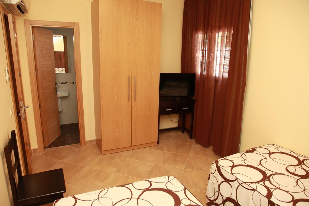 Hostal Dona Manuela Malaga Phòng bức ảnh