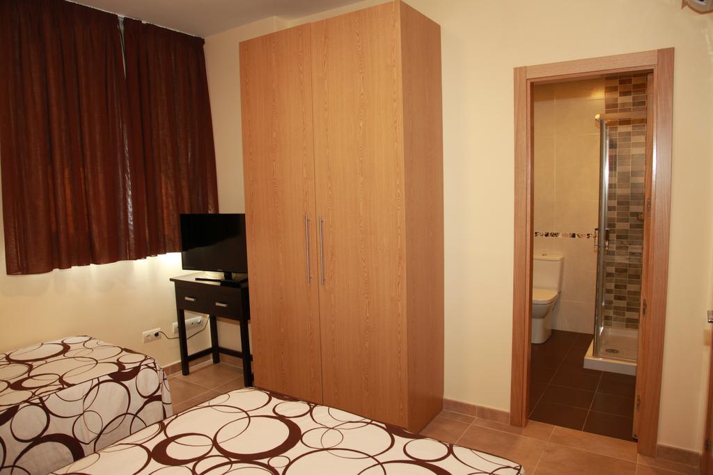Hostal Dona Manuela Malaga Phòng bức ảnh