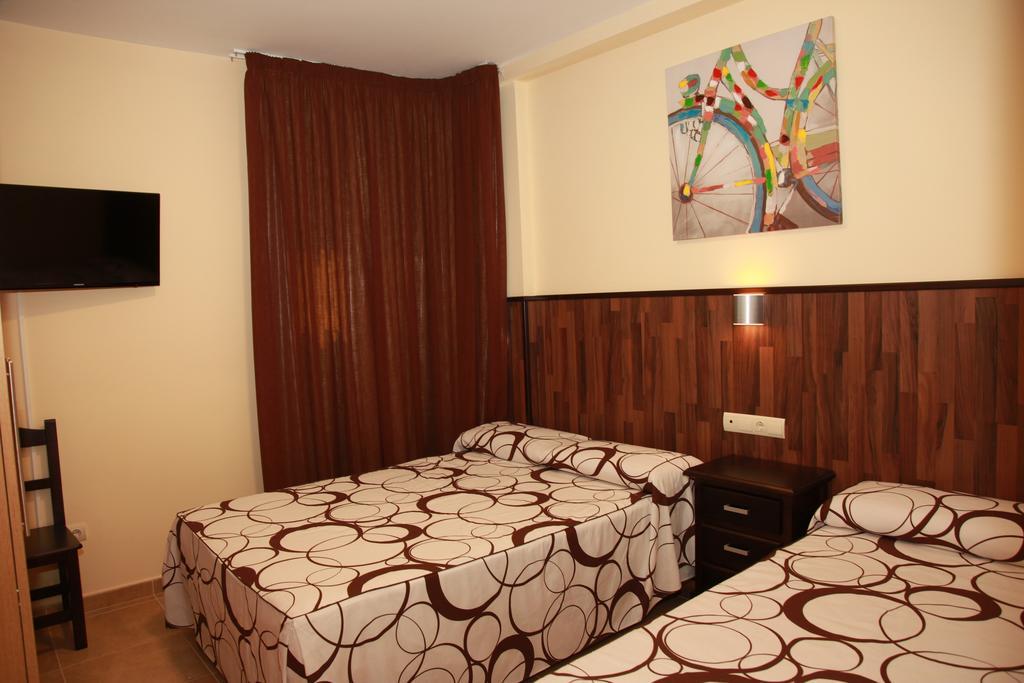 Hostal Dona Manuela Malaga Phòng bức ảnh